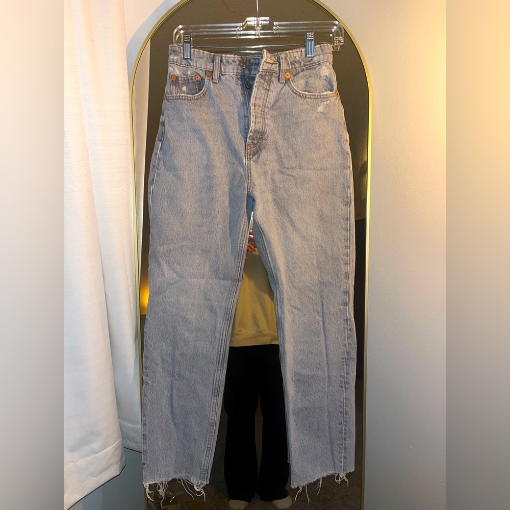 Zara Light Wash Jeans